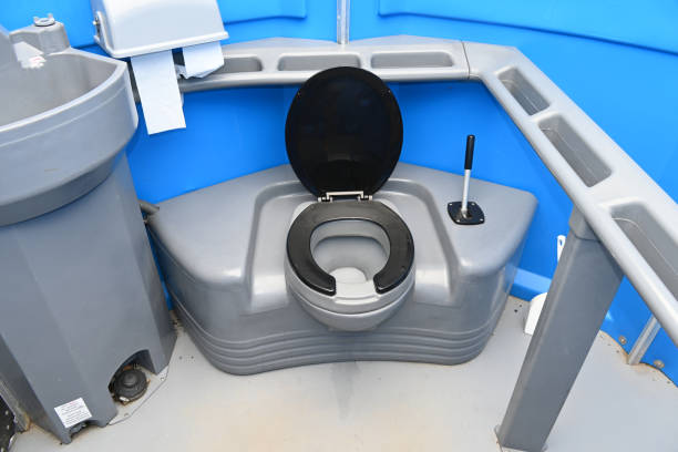 Best Deluxe Portable Toilet Rental in USA